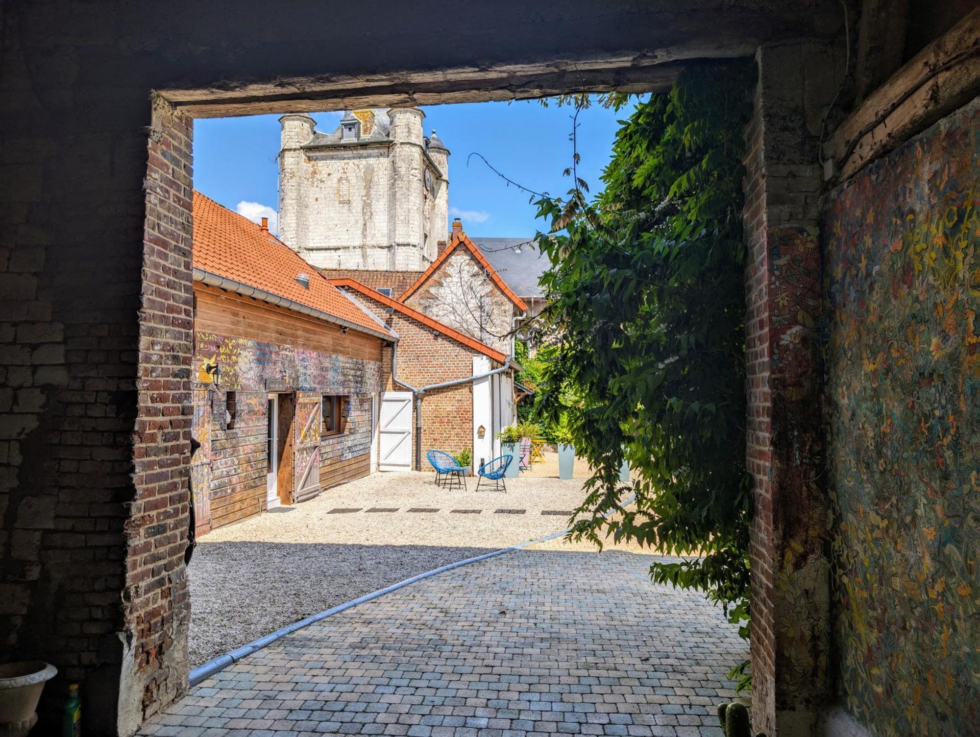 Le Relais Du Beffroi & Spa Saint-Riquier Exterior foto